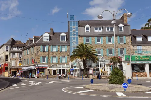 Le Benhuyc Hotels in Plouha