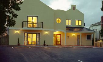 Elliotts Kapiti Coast Motor Lodge