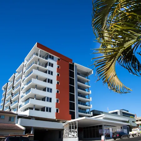 Curtis Central Apartments Official