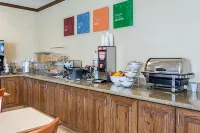 Comfort Inn & Suites Virginia Beach - Norfolk Airport - breakfast