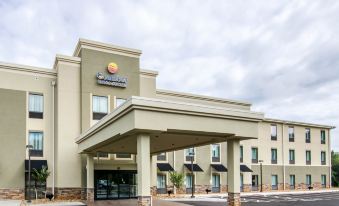 Comfort Inn & Suites Lynchburg Airport - University Area