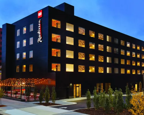 Radisson Red Minneapolis Downtown Hotels near The Armory