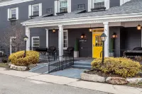 The Aurora Inn Hotel and Event Center Hotels in Streetsboro