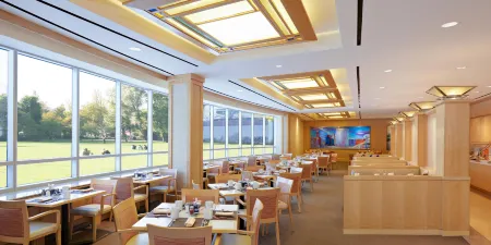 InterContinental Hotels Suites Hotel Cleveland Отели рядом с достопримечательностью «Зал славы рок-н-ролла»