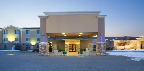 Holiday Inn Express & Suites Lexington