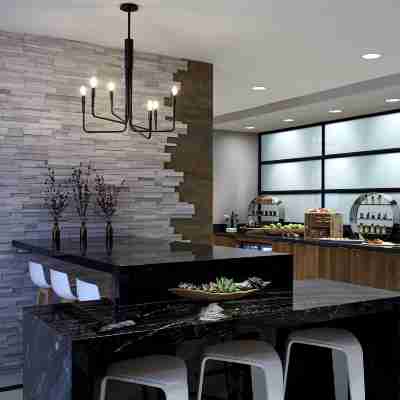 Bethesda Marriott Rooms