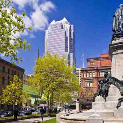 Renaissance Montreal Downtown Hotel Hotel Exterior