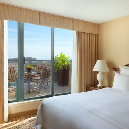 Vancouver Airport Marriott Hotel