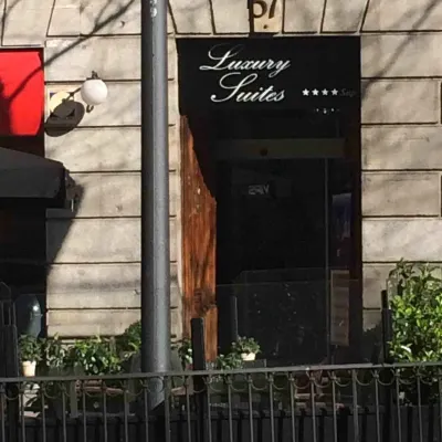 Boutike Cibeles Hotels near باسيو ذي ريكوليهتوس
