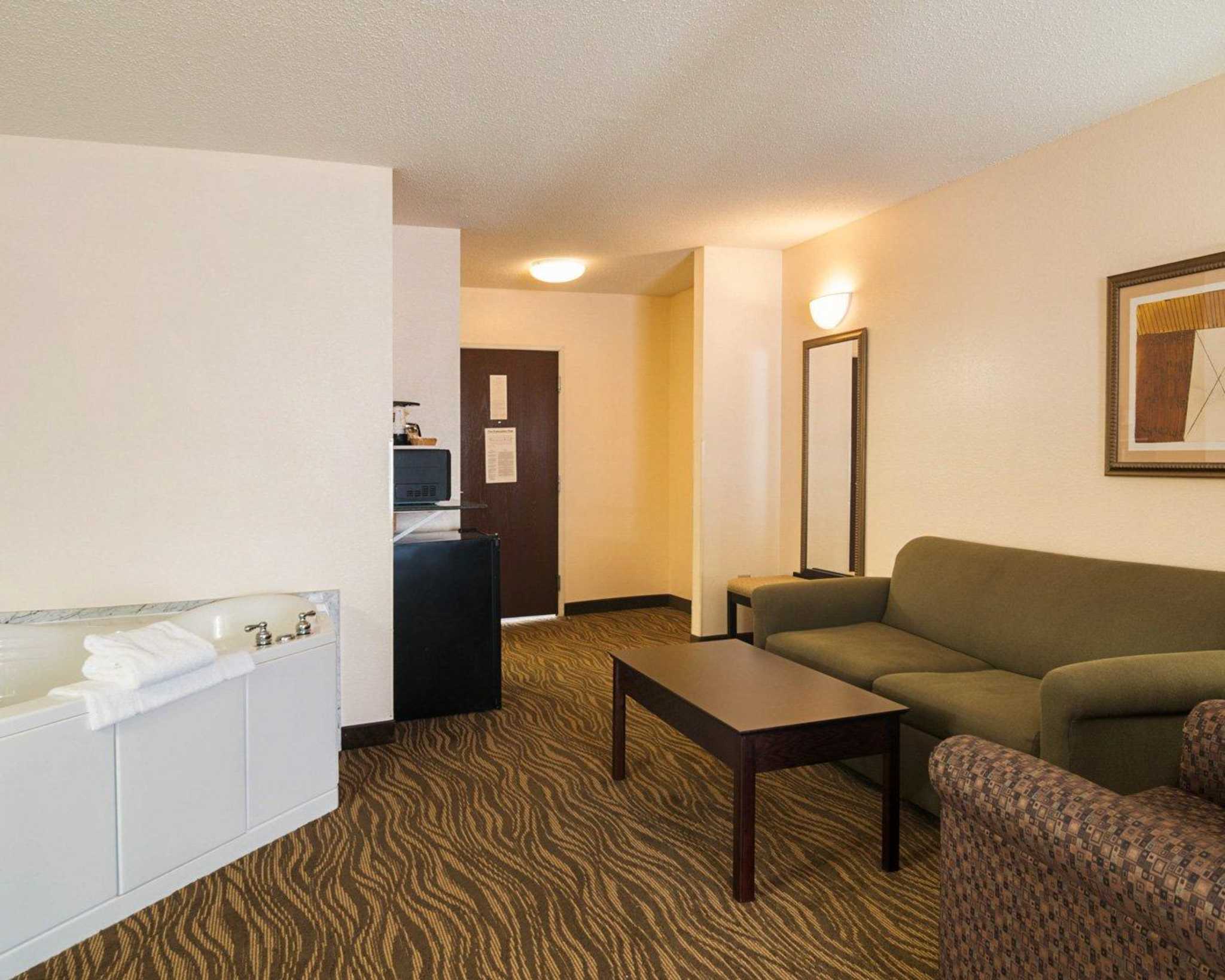 Comfort Suites Abingdon I-81