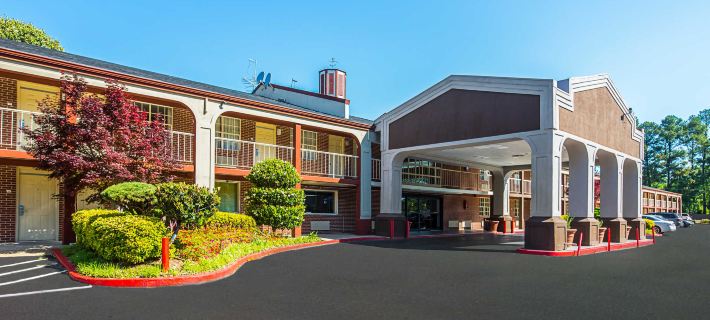Quality Inn Atlanta Northeast I-85 Hotele w: DeKalb County