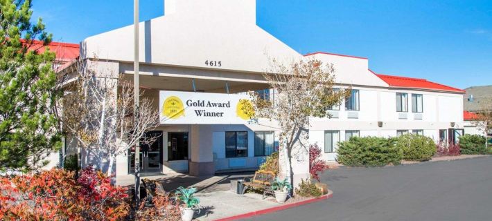 Econo Lodge Hotels in Pueblo