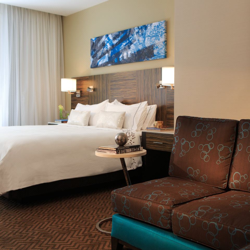 renaissance hotel denver directions