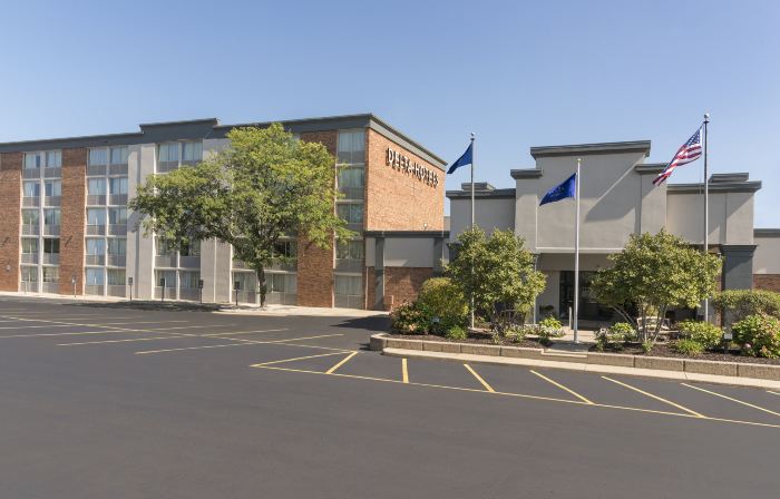 Sonesta Hotel Grand Rapids Airport
