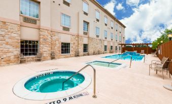 Baymont Inn & Suites by Wyndham Glen Rose