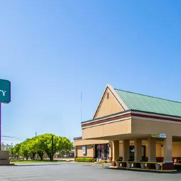 Quality Inn Duncan Hwy 81