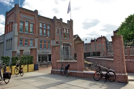 Hotel de Hallen