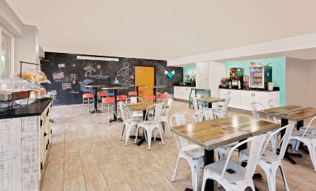 Surf & Sand Hotel - Housity