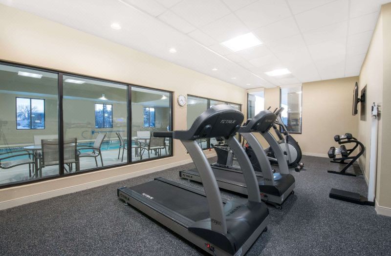 Candlewood Suites Fargo South - Medical Center by IHG photo 2