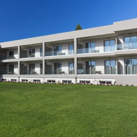 Marinos Beach Hotel
