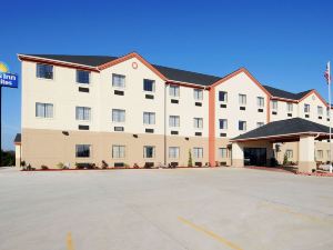 Days Inn & Suites by Wyndham McAlester