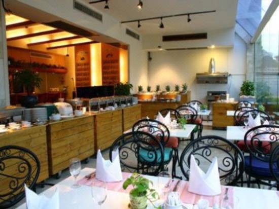Tai Pan Hotel Room Reviews Photos Bangkok 21 Deals Price Trip Com Tai Pan Hotel Room Reviews Photos Bangkok 21 Deals Price Trip Com