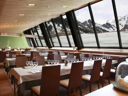 Hotel Vall de Núria Отели в г. Ripolles