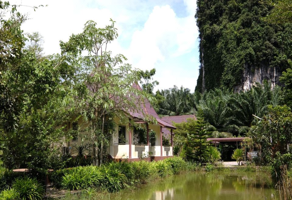 Mananchaya Resort - Housity
