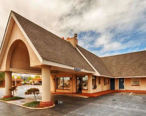 Best Western Plus Weatherford Hotels in Custer County