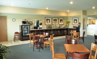 Brookstone Lodge & Suites