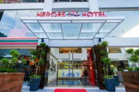Heroes Hotel Hotel dekat Ninoy Aquino International Airport