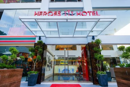 Heroes Hotel