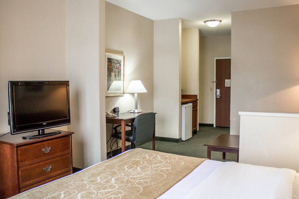 Comfort Suites Twinsburg