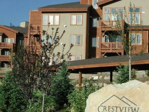 Crestview Condominiums