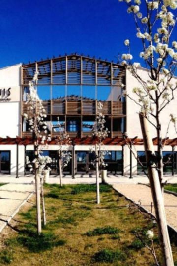 Hotel Eguilles Hotel Murah Di Eguilles Trip Com