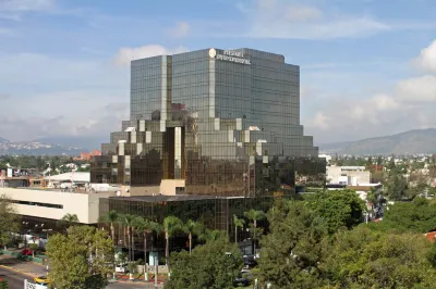 InterContinental Hotels Presidente Guadalajara Отели рядом с достопримечательностью «Университет Гвадалахара»