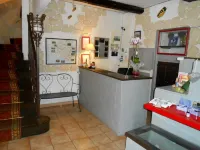 Hôtel-Restaurant le Palais Hotels in Apt