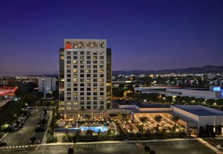 Marriott Irvine Spectrum Отели рядом с достопримечательностью «Университет Калифорния, Ирвайн Дивижен оф Контининг Эдьюкейшен»