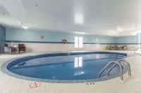 Chateau Bedford, Trademark Collection by Wyndham - Pools
