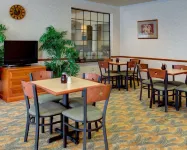 Quality Inn & Suites - Glen Rose - breakfast