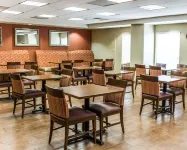 Comfort Inn Fayetteville Near Fort Bragg - breakfast