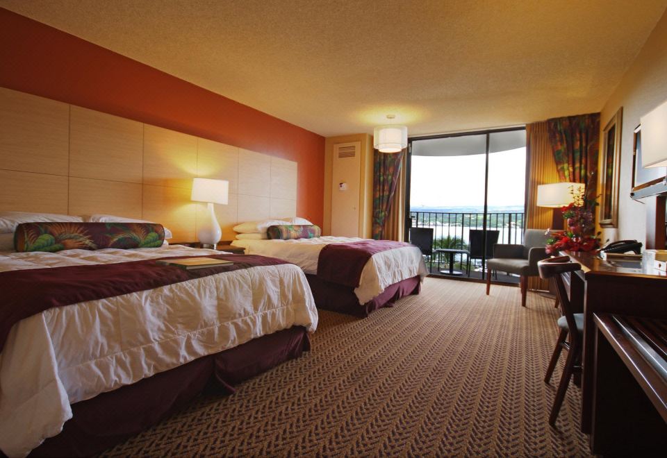 Hilo Hawaiian Hotel