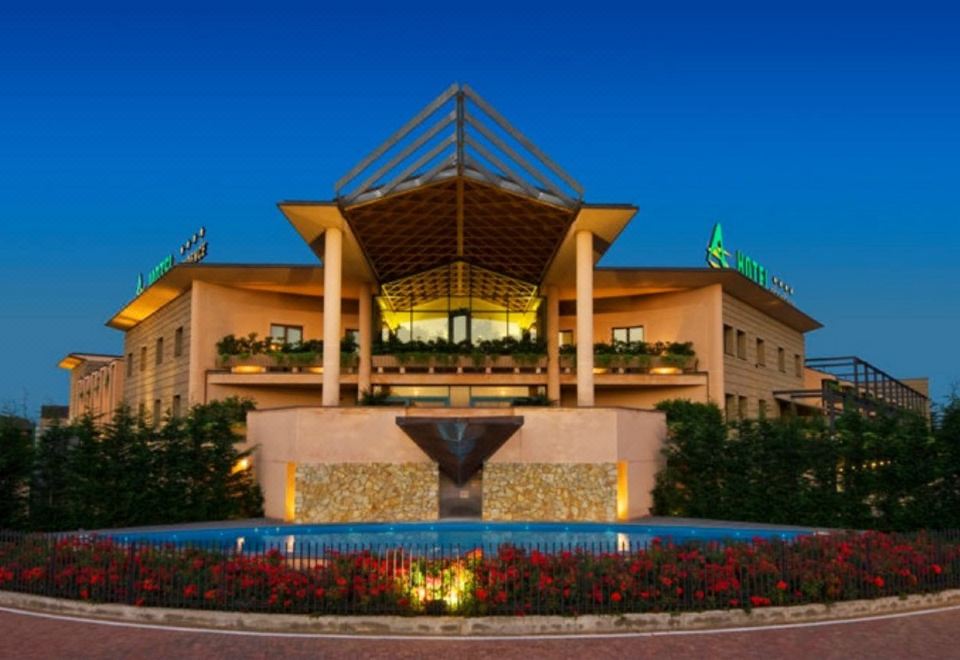 hotel overview picture