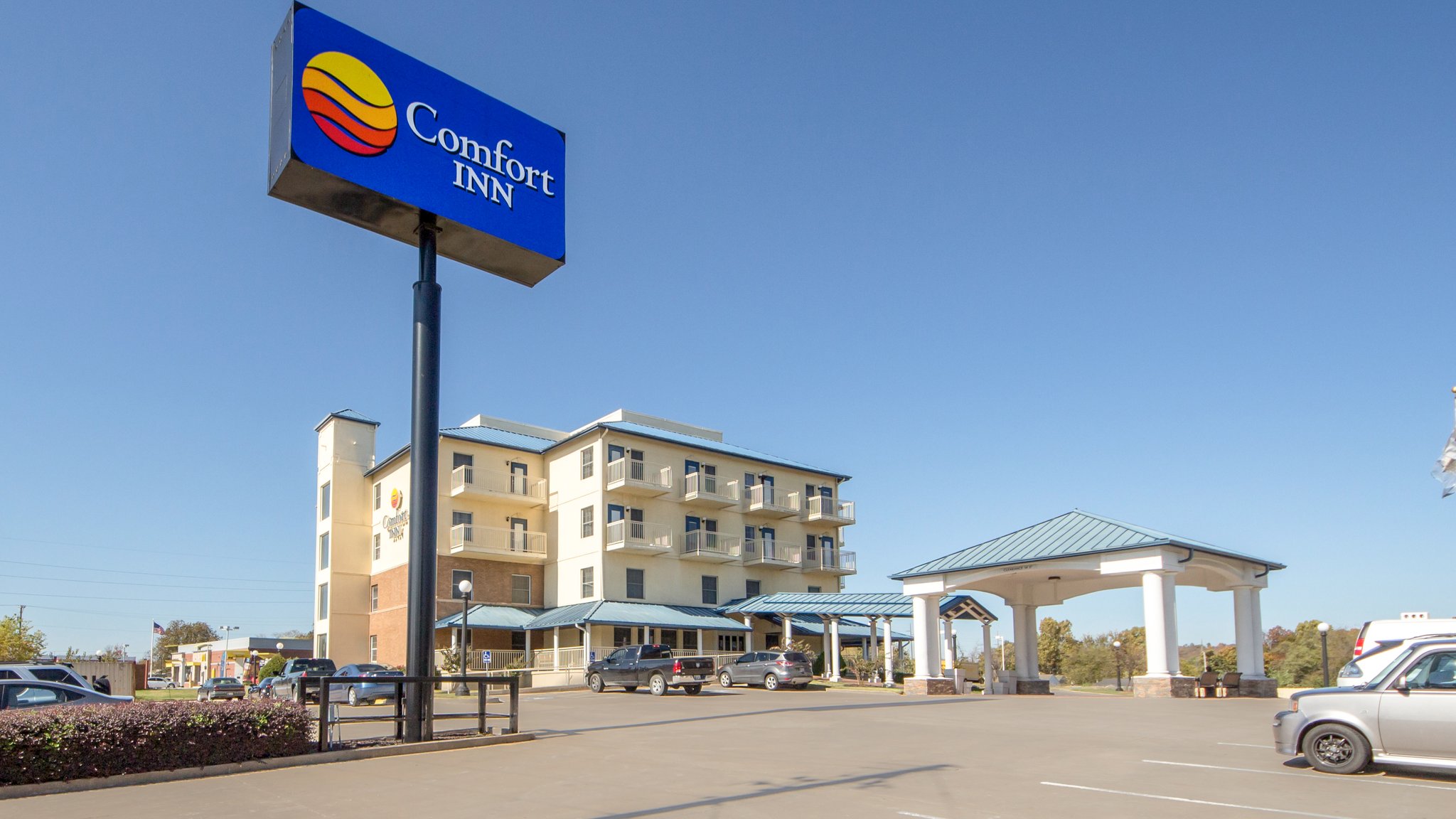 Quality Inn Tulsa-Downtown West