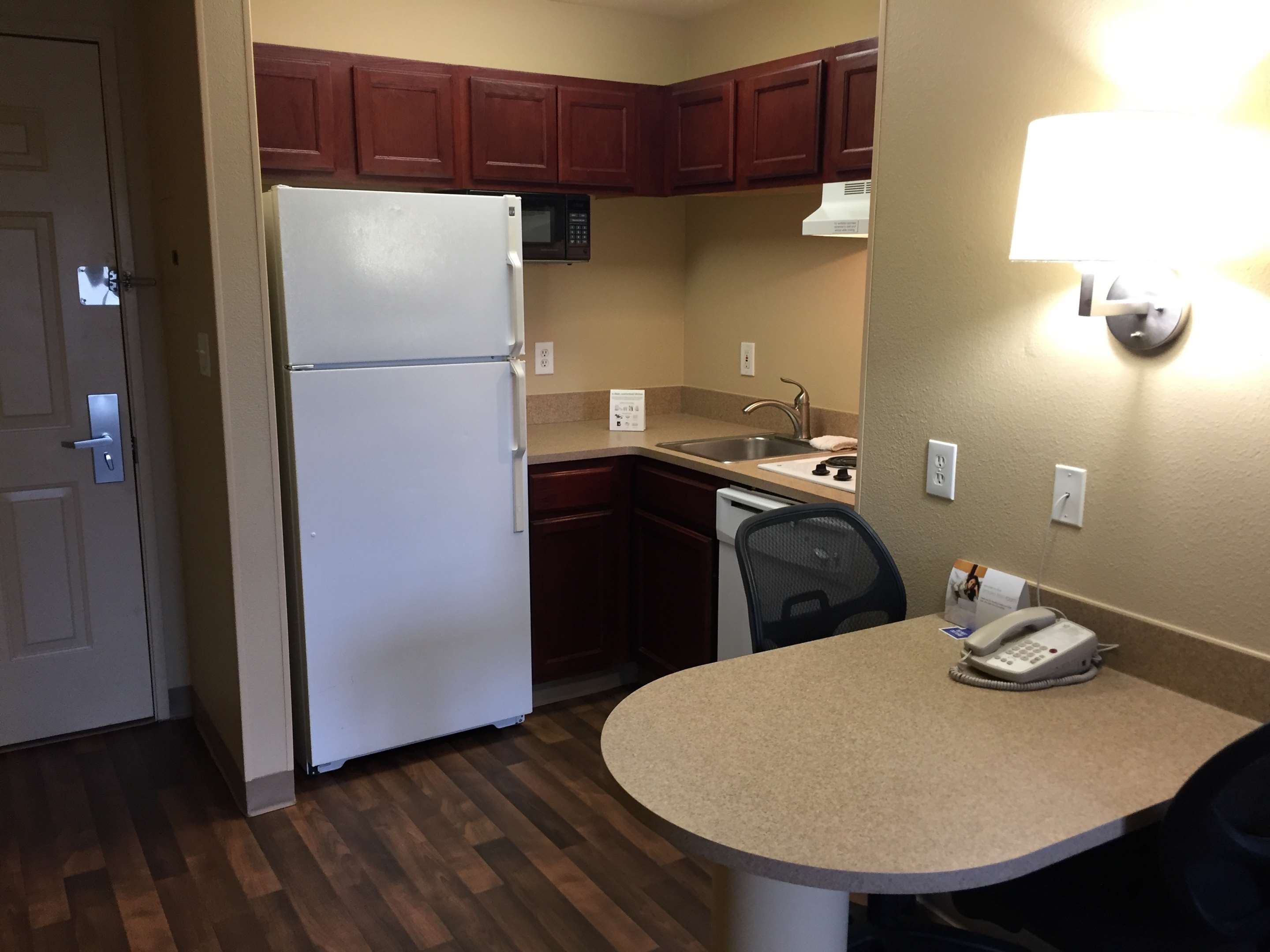 Extended Stay America Suites - Orlando - Maitland - Summit Tower Blvd