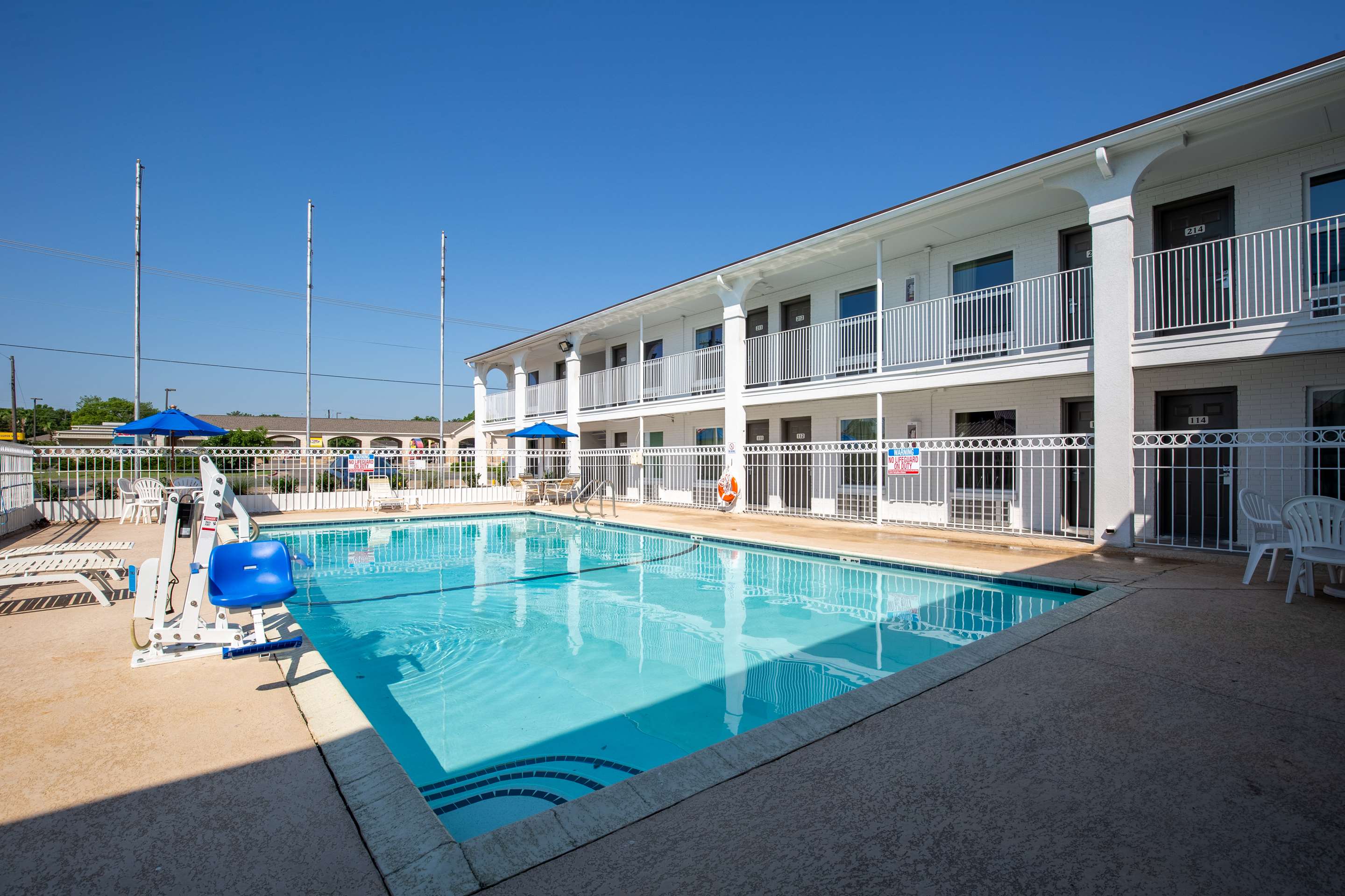 Motel 6 Bryan, TX - University Area