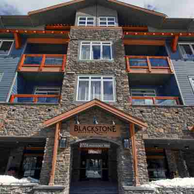 Blackstone Mountain Lodge by Clique Hotel Exterior