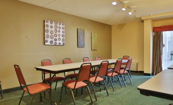 Quality Inn & Suites Elizabethtown