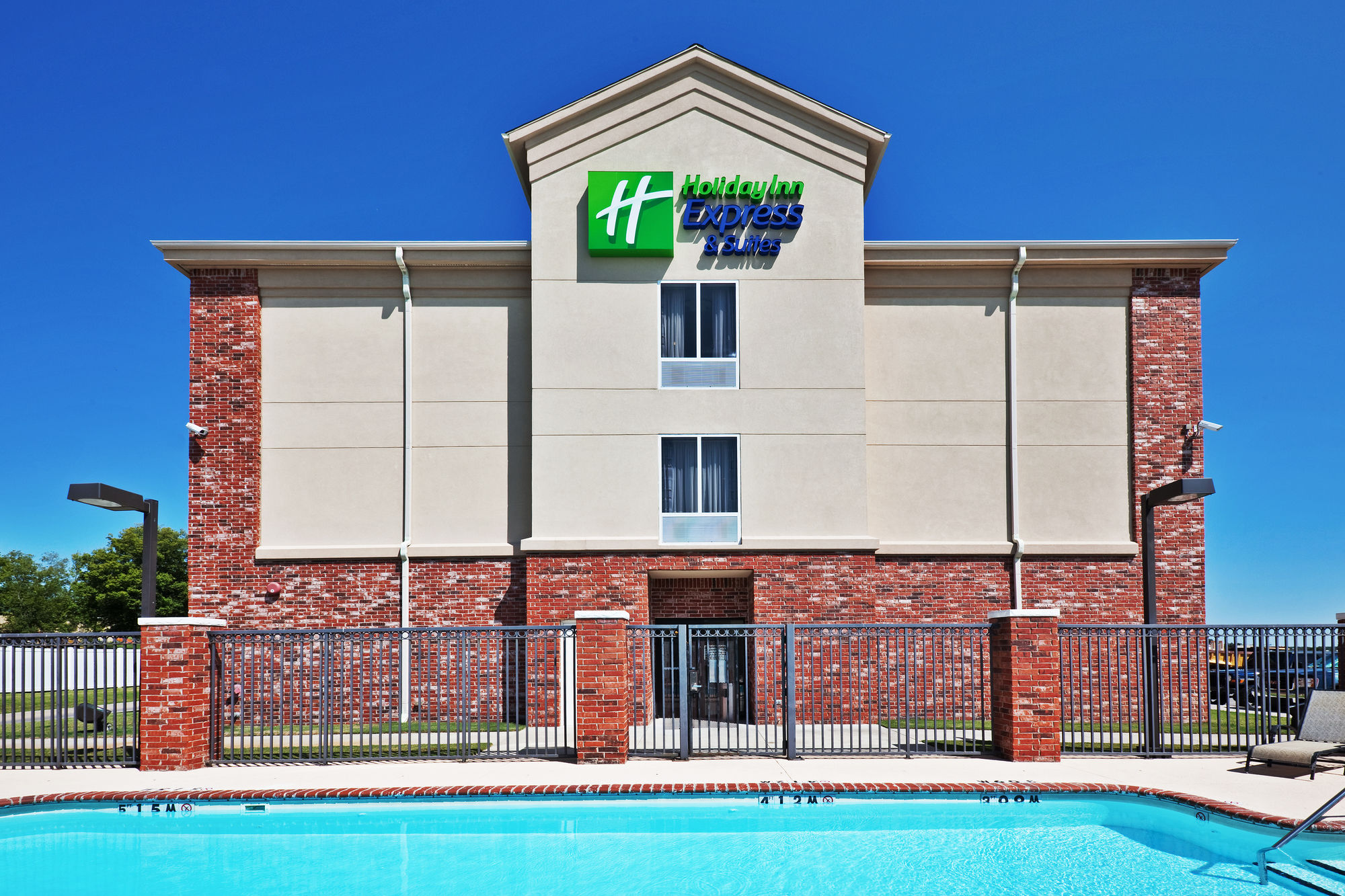 Holiday Inn Express Hotel & Suites Tulsa-Catoosa East I-44