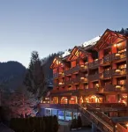 Carlina Hotels near Chez Fonfon